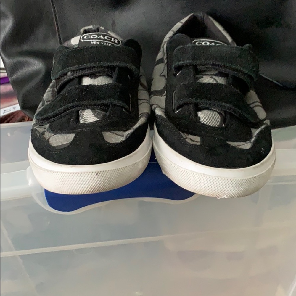 Shoes - Picture 3 of 5